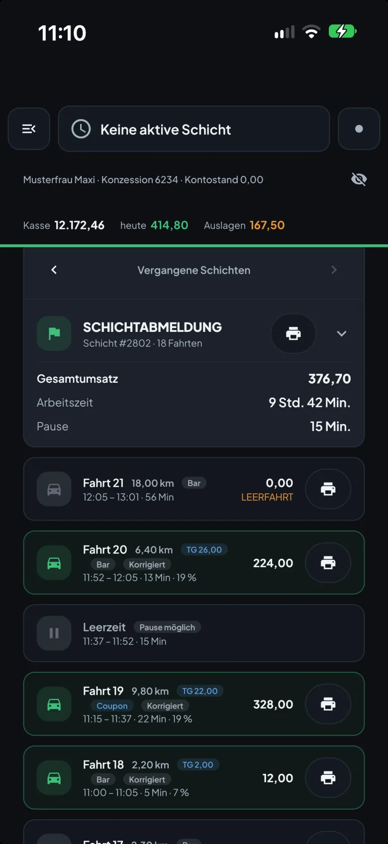 Hauptansicht der starksoft Fahrer-App: Kasse, Tagesumsatz, Auslagen und die Fahrten der letzten Schicht